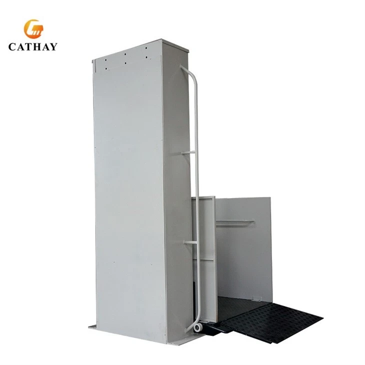 Wheelchair Lift With Closed Cabin